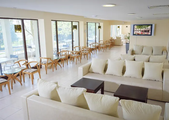 Lebed Hotel Saints Constantine and Helena