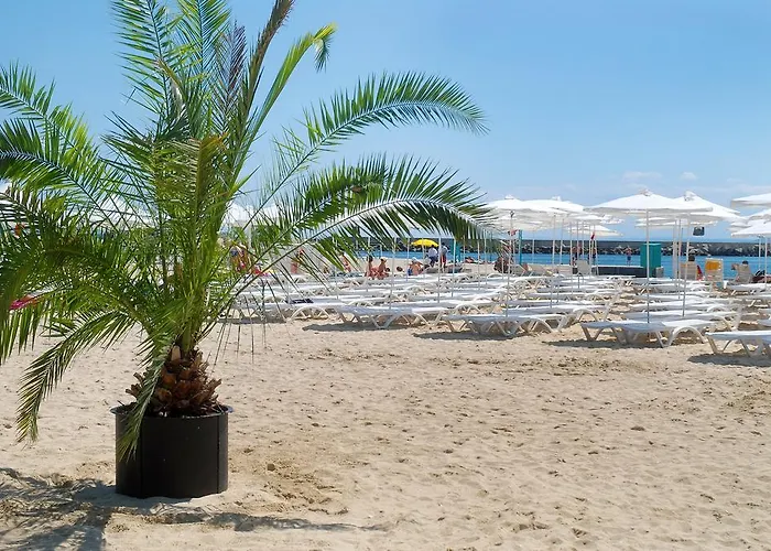 Lebed Hotel Saints Constantine and Helena